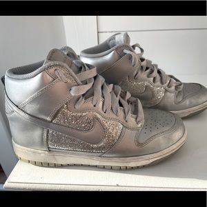 Silver, glitter high top dunks! Size 8